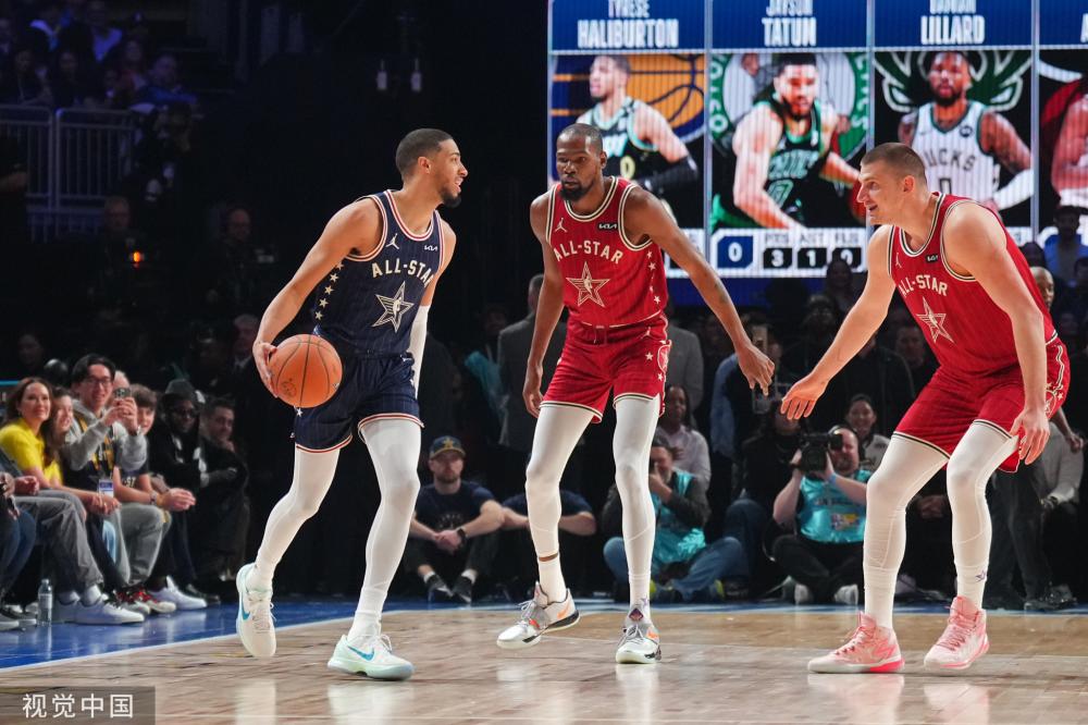 在社交媒体 在社交媒体