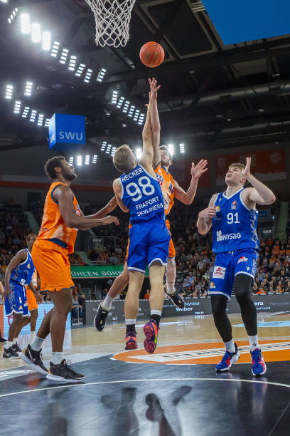 沙特队并不 沙特队并不