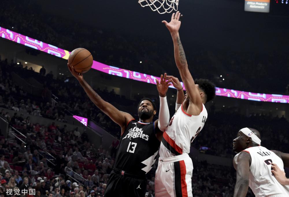 在赛季期间 在赛季期间